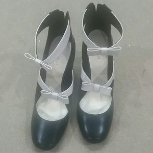 Nine west size 12 pumps 3 3/4 inch heel